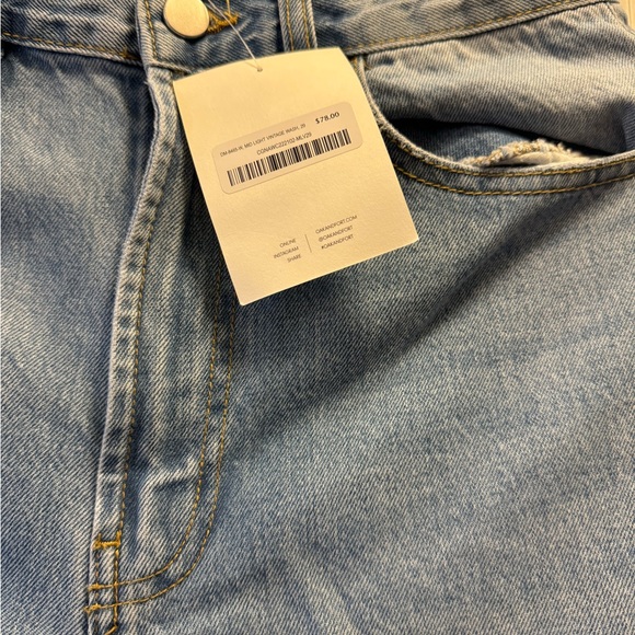 Blush Pink size S/M gorgeous pearl sweater from Honey - Picture 5 of 5